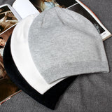 Unisex Beanie basic and clean with cashmere.